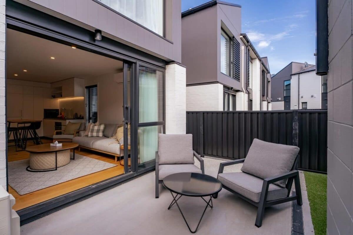 Alps And Lake Retreat Wanaka Albert Town Ngoại thất bức ảnh